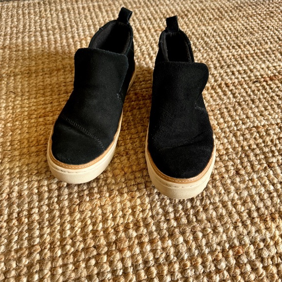 TOMS Paxton shoes. Excellent condition! - Picture 3 of 6